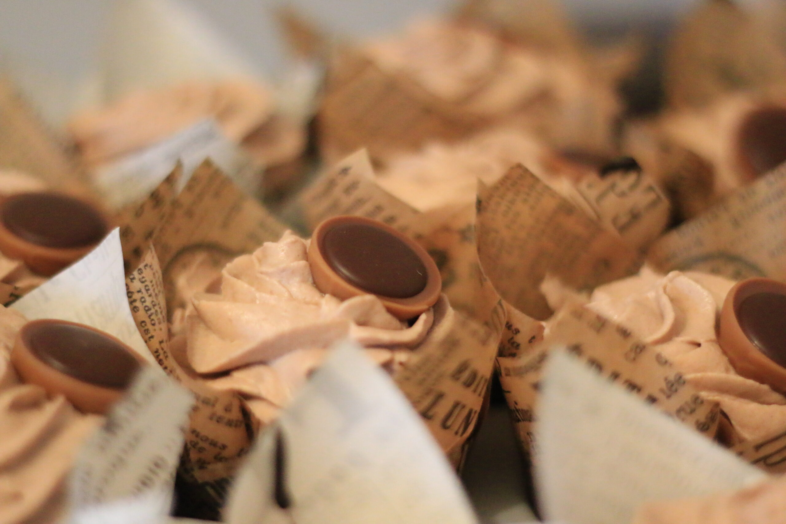 Muffins mit Schoko-Karamel-Praline